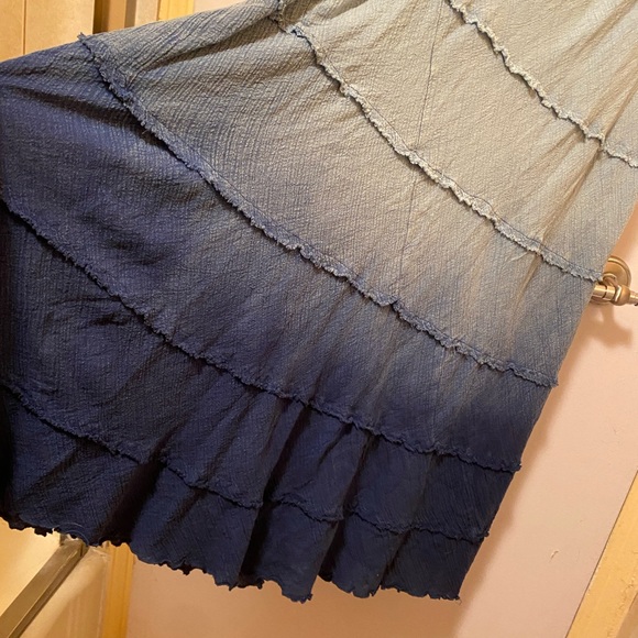 Blue Ombre Maxi Skirt NWT Medium - Picture 6 of 6